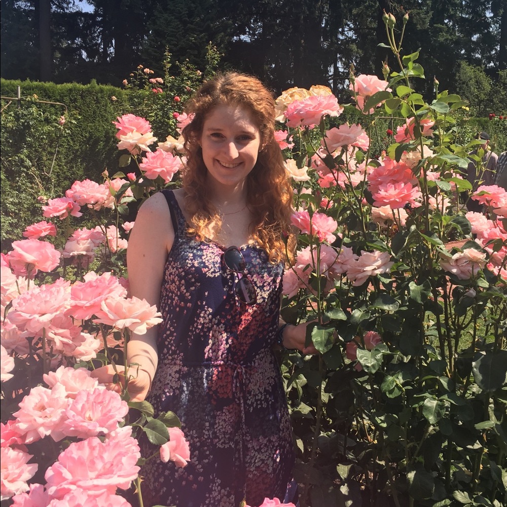 Meet your Posher, Lauren